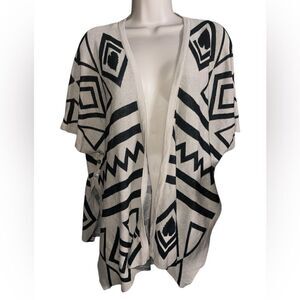 Maddison Tan Black Print Cardigan Soft Kimono Draped Sleeves Side Bottom Small